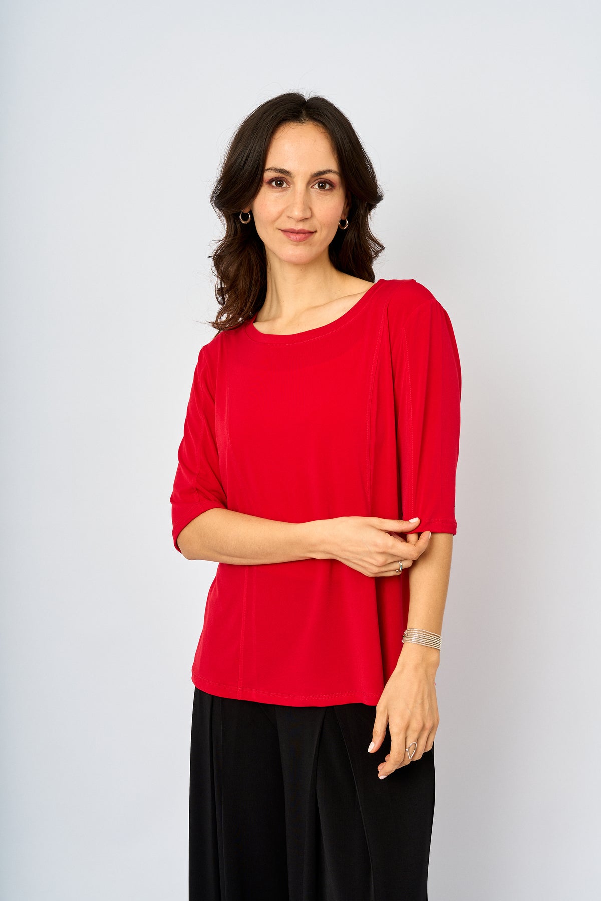Polera basica corte pestaña