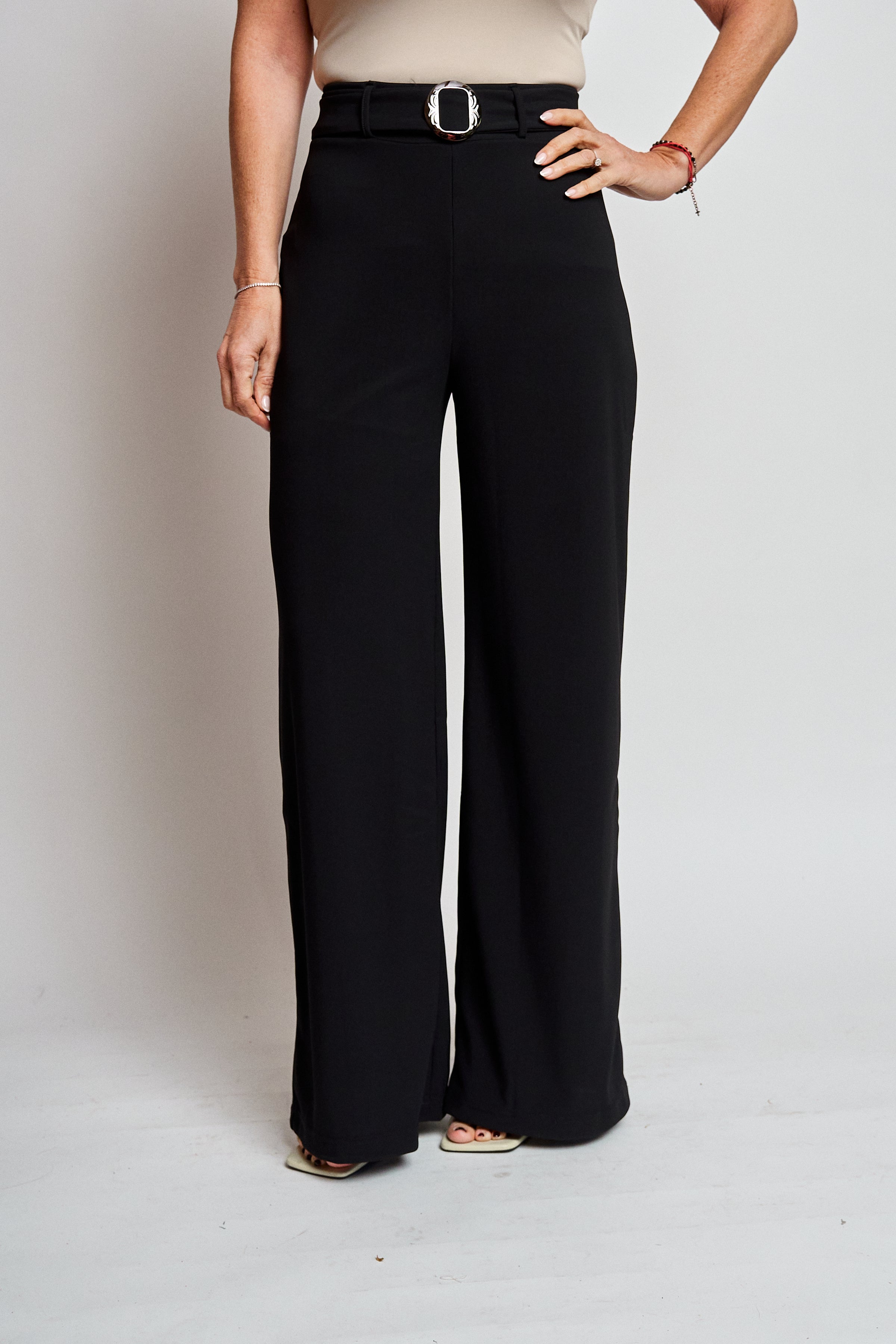 Pantalon cinturón hebilla