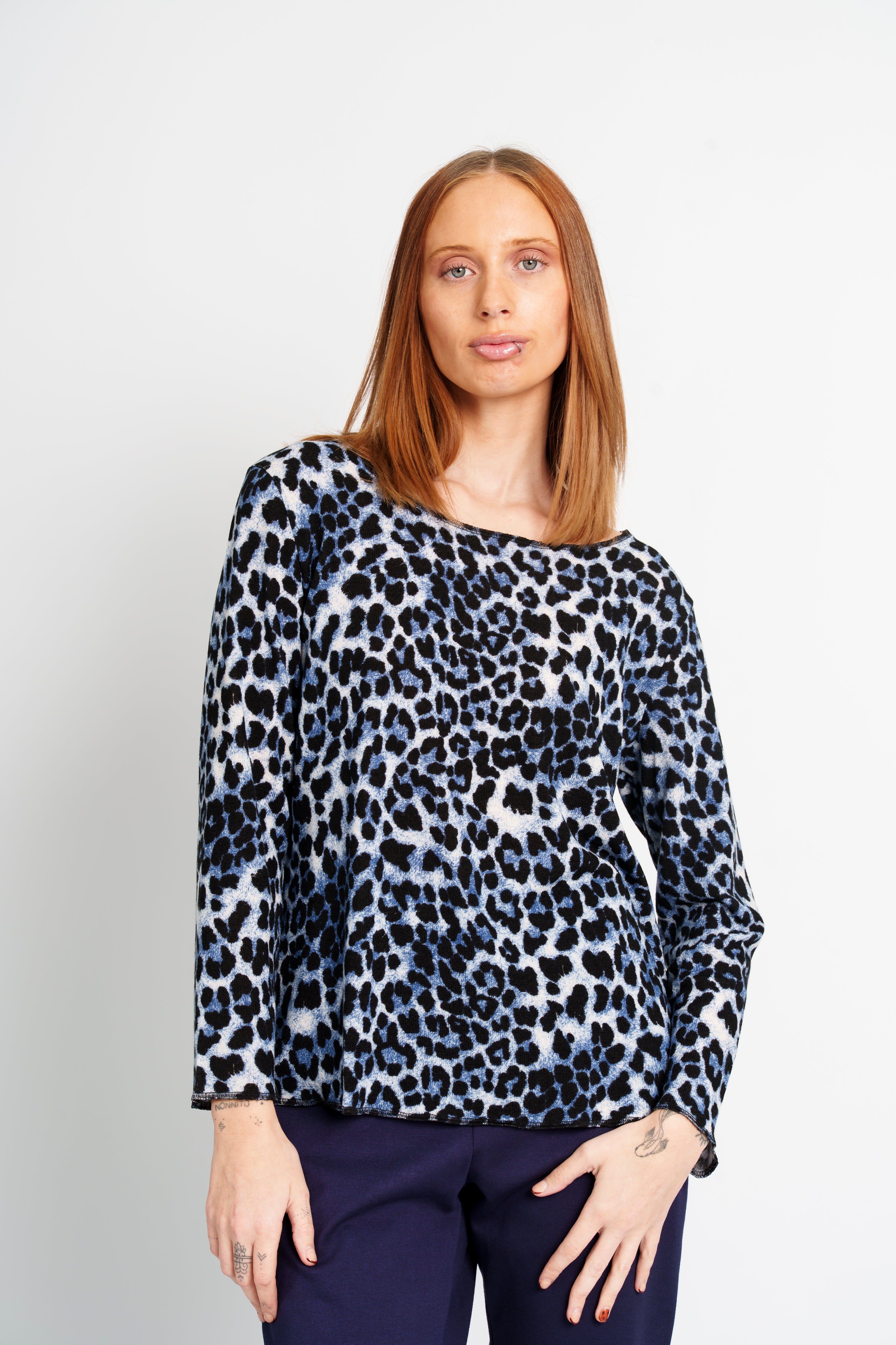 Polera animal print lanilla