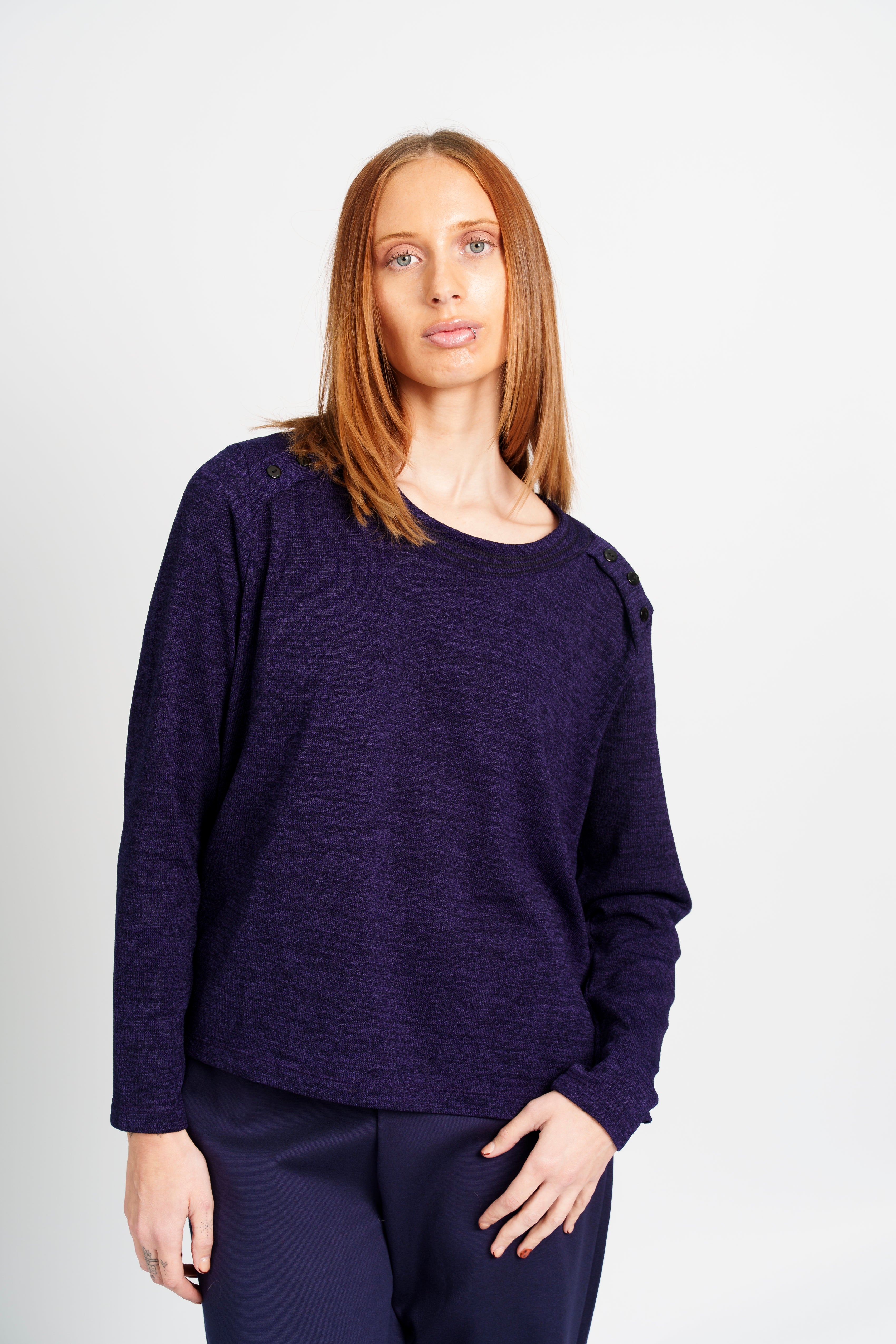 Polera Rule diseño botones