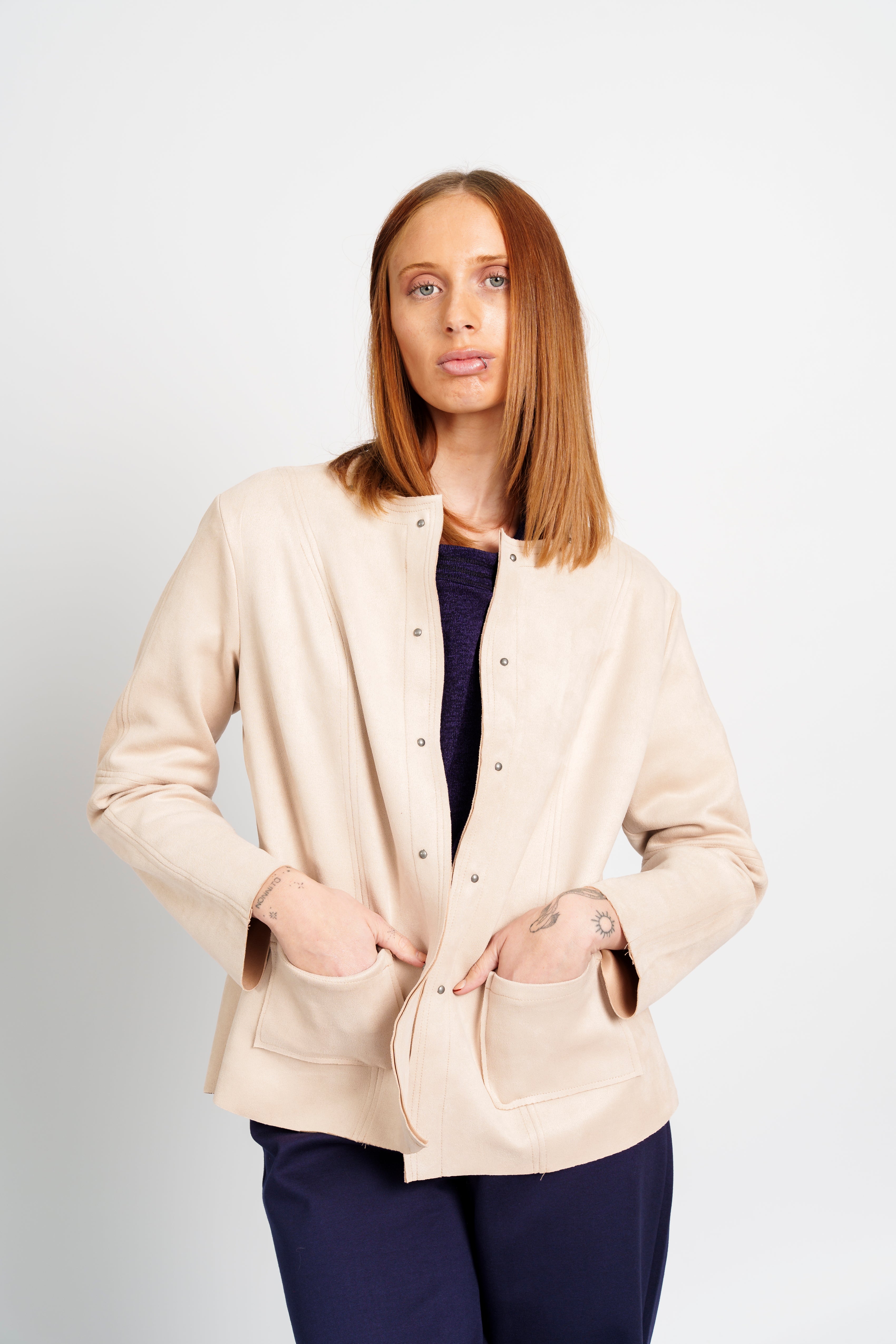 Chaqueta corta gamuza