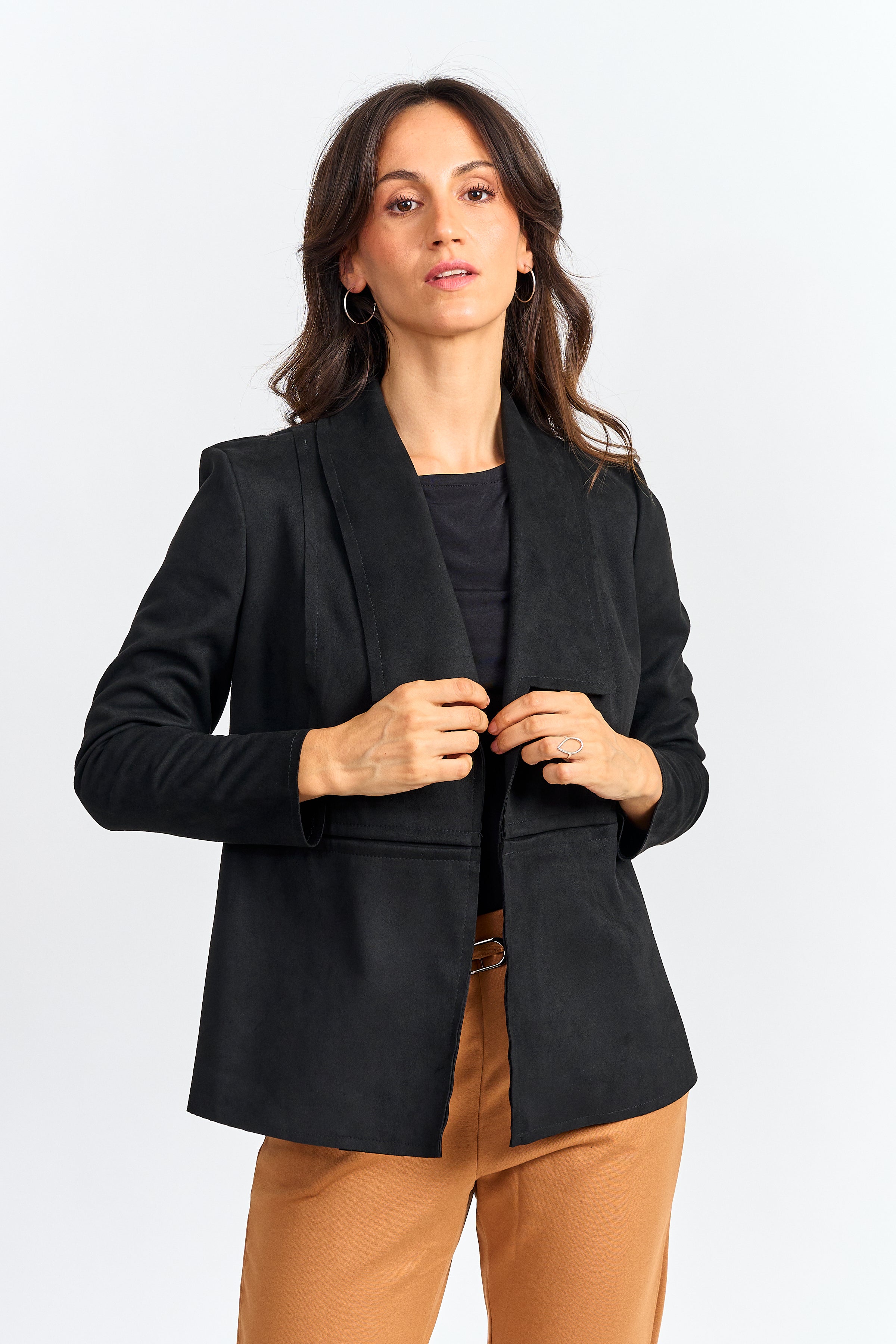 Chaqueta gamuza tipo blazer