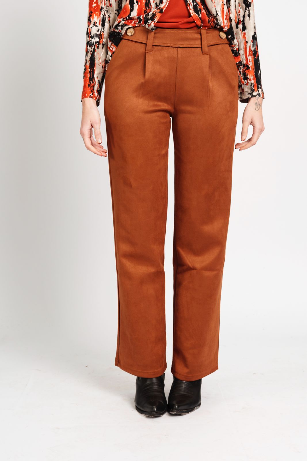 Pantalon gamuza botones